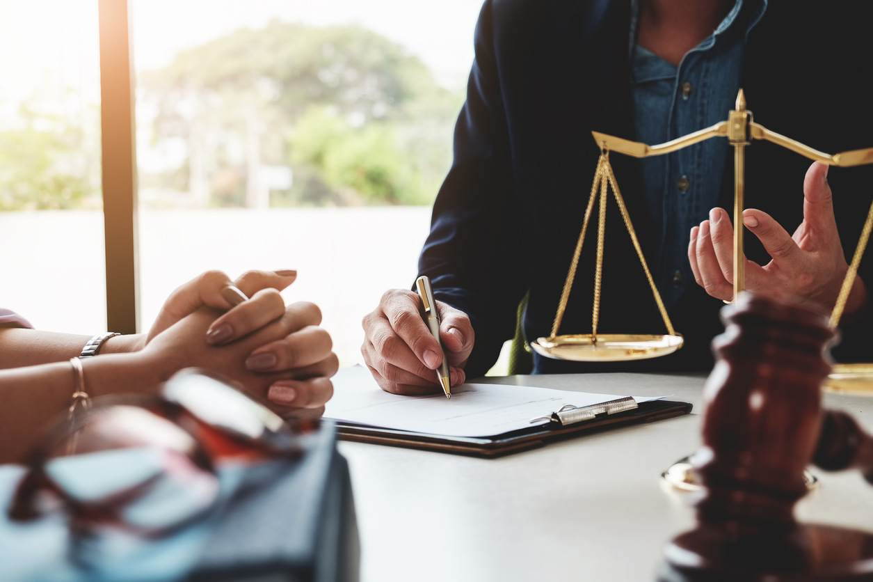 9 Things You Should Know About a Free Lawyer Consultation